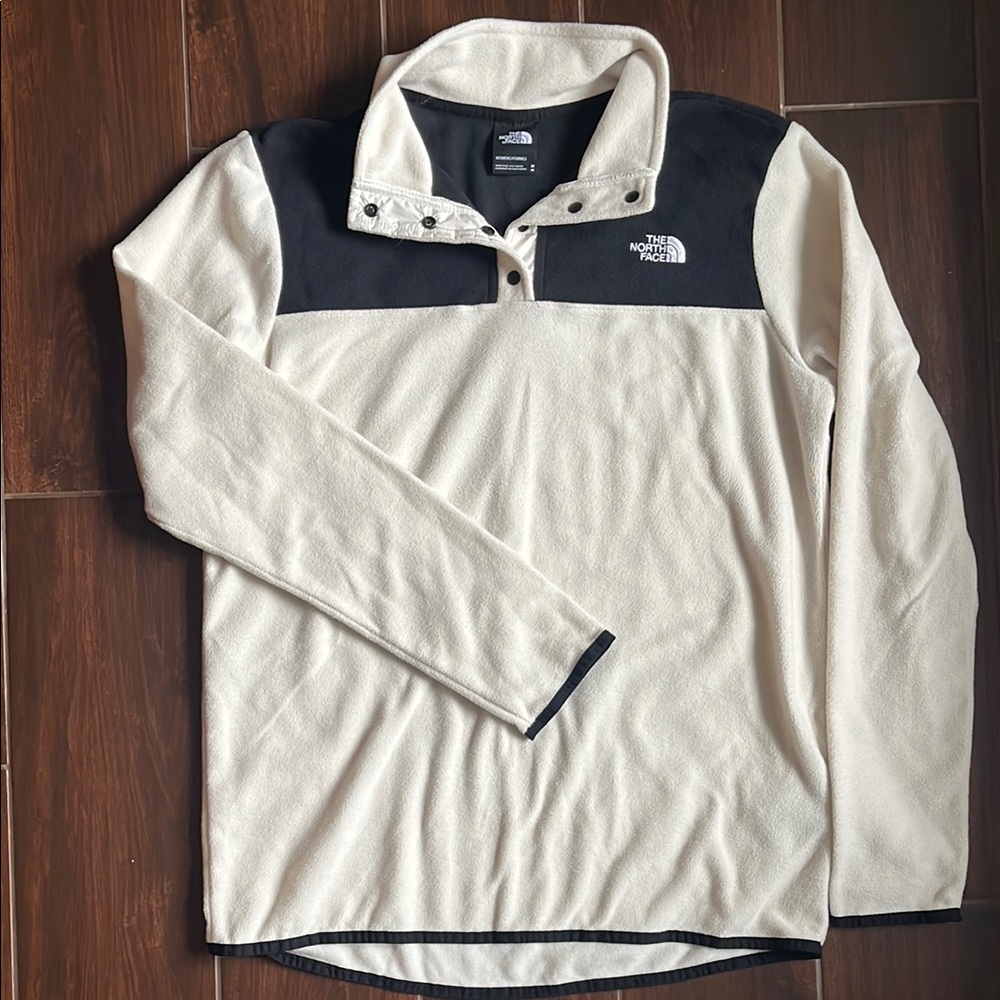 The North Face fleece medium